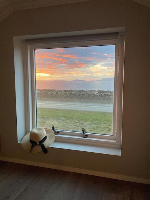 Brim Guesthouse, With Ocean View Saudarkrokur 외부 사진